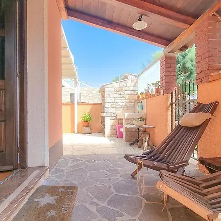 Mariela Apartamento Novigrad Istria