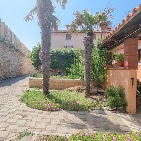 Mariela * Novigrad (Istria)
